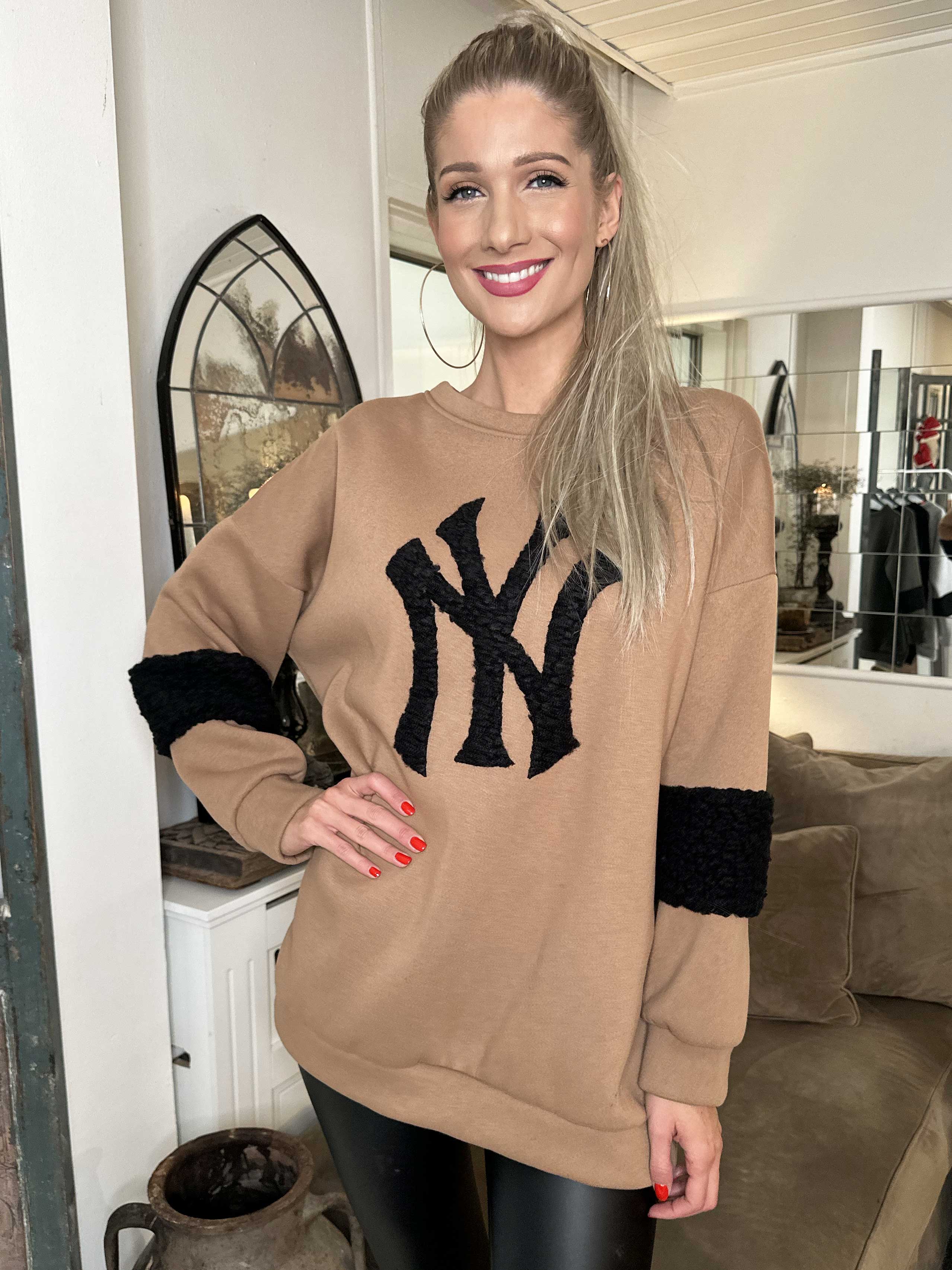 Fenya - Sweatshirt detaljeret med blødt plys